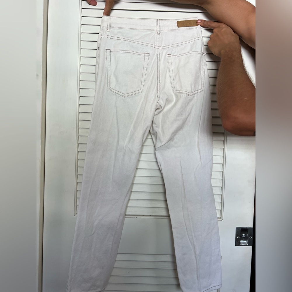 White mom jeans